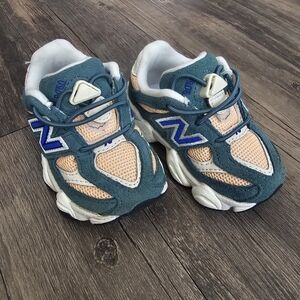 New Balance 9060 BABY Sneakers Grn/Pk Sz 4